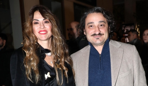 Ο Βασίλης Χαραλαμπόπουλος ανακοίνωσε τον χωρισμό από τη σύζυγό του: «Με τη Λίνα δεν είμαστε πια μαζί εδώ και ένα διάστημα»