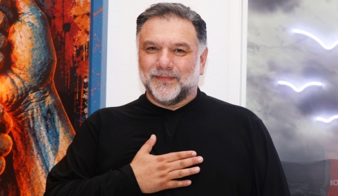 Γρηγόρης Αρναούτογλου: Πονούσε η ψυχή μου και πήγα σε ψυχίατρο, με βοήθησε να σταθώ στα πόδια μου