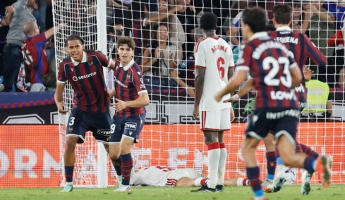 Λεβάντε – Σεβίλλη 3-3: Απίστευτο φινάλε με τρεις ανατροπές στις καθυστερήσεις, δείτε τα γκολ 