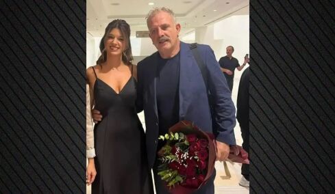 Η φωτογραφία του Πασχάλη Τσαρούχα από την Αίτνα που τράβηξε η Κατερίνα Νοτοπούλου: Η υπέροχη γυναίκα μου