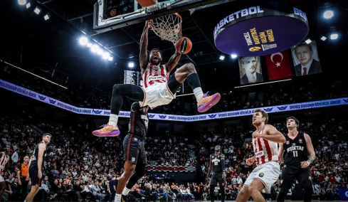 Euroleague: Μεγάλο διπλό του Ολυμπιακού στην Κωνσταντινούπολη, θρίαμβος της Χάποελ και ανατροπή της Βιλερμπάν, δείτε βίντεο 