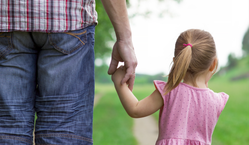Επίδομα παιδιού Α21: Νωρίτερα η πληρωμή της έκτης δόσης πριν τα Χριστούγεννα

