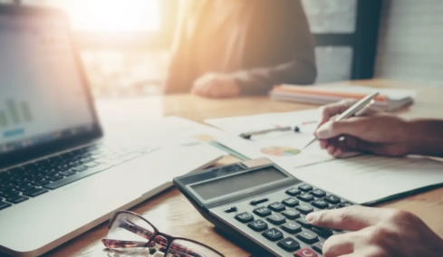 Φορολοταρία: Έγινε η κλήρωση για τις συναλλαγές Μαρτίου, δείτε εάν κερδίσατε έως 50.000 ευρώ
