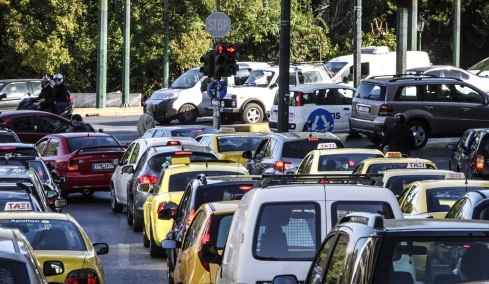 Μποτιλιάρισμα για πάντα με παλιά αυτοκίνητα