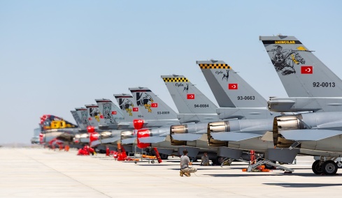 Οι Τούρκοι έκαναν τις χαζές βόμβες τους έξυπνες και βλέπουν Αιγαίο