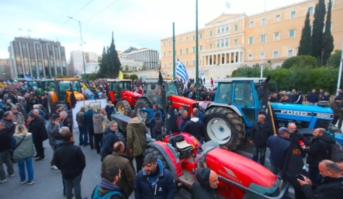 Επιτρέπονται τα τρακτέρ στην πόλη;