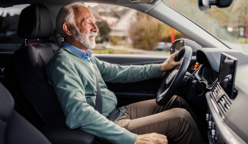 Αυτά είναι τα αυτοκίνητα που κάνουν πιο εύκολη τη ζωή μετά τα 60
