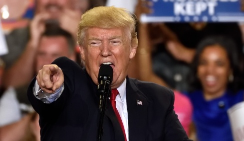 Τραμπ: Ο νέος ηγέτης του Ιράν μόλις μου ζήτησε εκεχειρία