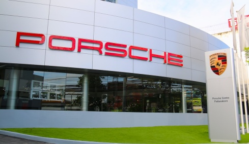 Πόσα παίρνουν οι εργαζόμενοι στην Porsche