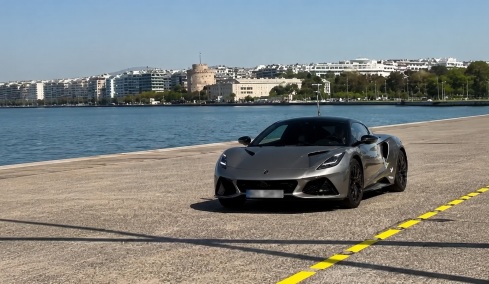 Θεσσαλονίκη: Δώσανε από 8.000 ευρώ για να κάνουν παντιλίκια στο πλακόστρωτο  - Ιδου τα αυτοκίνητα