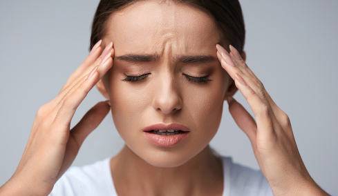 Μηνιγγίτιδα: Τα συμπτώματα της θανάσιμης λοίμωξης – Η σημασία της έγκαιρης αντιμετώπισης