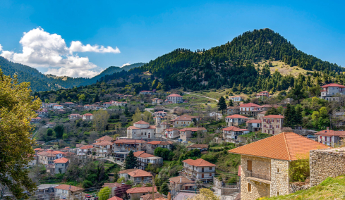 5 χωριά στην ορεινή Πελοπόννησο για τα επόμενα Σαββατοκύριακα