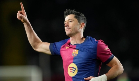 Μπαρτσελόνα: Ο Λεβαντόφσκι κοντά σε συμφωνία με τους Σικάγο Φάιαρ
