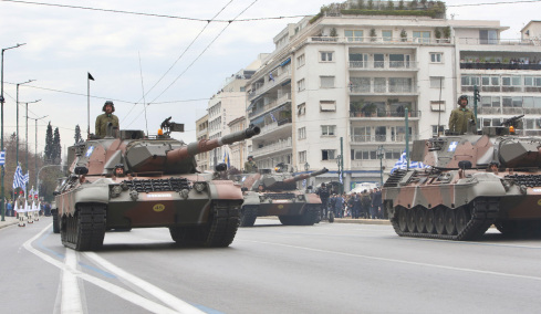 Παρέλαση 25 Μαρτίου 2026: Τι ώρα είναι αύριο στην Αθήνα, τι ισχύει για τη μαθητική