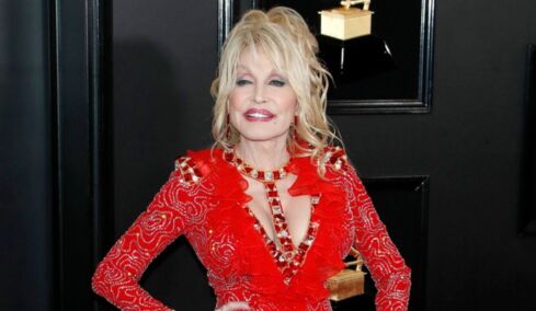 Η Ντόλι Πάρτον είναι ανοιχτή σε έναν νέο γάμο μετά τον θάνατο του συζύγου της
