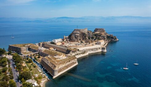4 κάστρα-προορισμοί στην Ελλάδα για την Άνοιξη