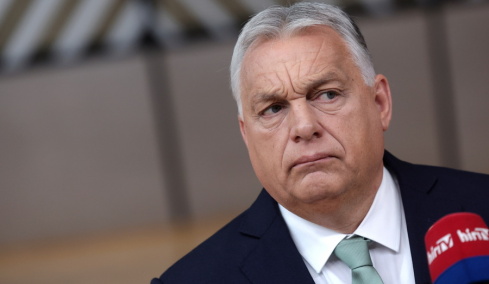 Εκλογές στην Ουγγαρία: Ο Όρμπαν μεταξύ καρότου και μαστιγίου