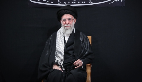 Το Ιράν φλέγεται και ο Χαμενεΐ επιτίθεται στον Τραμπ: Να κοιτάξει τα δικά του προβλήματα, οι βάνδαλοι βγήκαν στους δρόμους για να τον ευχαριστήσουν