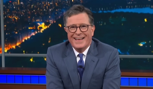 Aυλαία απόψε για το The Late Show του Στίβεν Κόλμπερτ μετά από 33 χρόνια, επτασφράγιστο μυστικό οι καλεσμένοι