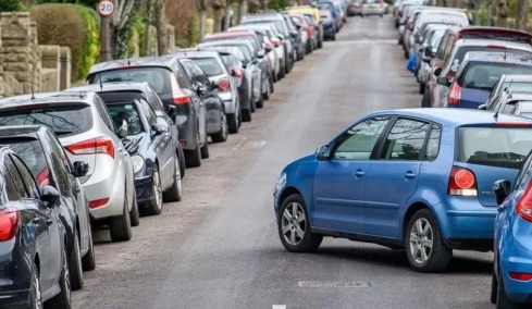 Οργή στον δρόμο: Από το σπασμένο πόδι της 23χρονης στο Παγκράτι, μέχρι τα εγκλήματα για μια στραβοτιμονιά