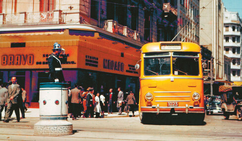 H ιστορία των τρόλεϊ στην Ελλάδα: Το πρώτο δρομολόγιο, οι «τραμβαγέρηδες» και η κατάργηση του εισπράκτορα