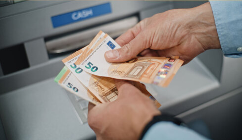 Υπουργείο Εργασίας: Ο «χάρτης» των πληρωμών από τον e-ΕΦΚΑ και τη ΔΥΠΑ έως τις 24 Δεκεμβρίου