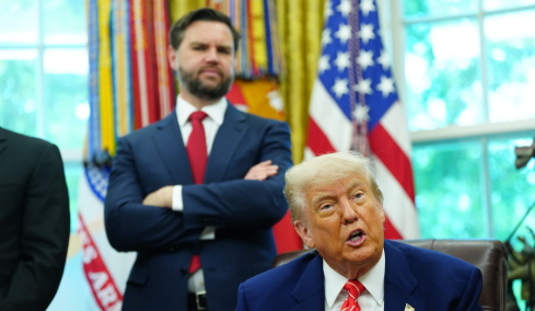 Reuters: Ο Βανς μίλησε με διαμεσολαβητές, τους είπε πως ο Τραμπ ανυπομονεί να τελειώσει υπό όρους τον πόλεμο