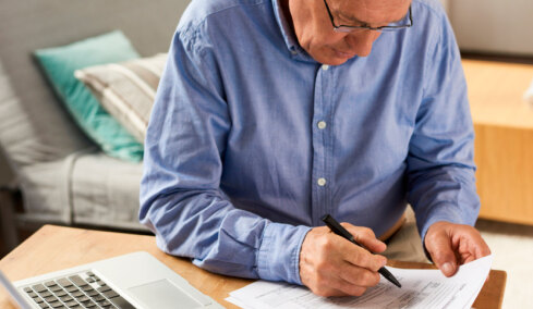 Πλήρης κάλυψη εισφορών για μακροχρόνια ανέργους κοντά στη σύνταξη: Ποιοι είναι οι δικαιούχοι για τη «γέφυρα» της ΔΥΠΑ