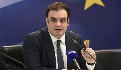 Οι «μπλε φάκελοι» του υπουργείου Οικονομικών: 6 ιδιωτικοποιήσεις και 5 τομές στη φορολογία στο επίκεντρο για το 2026