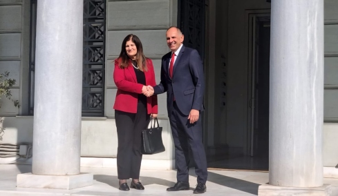 Γεραπετρίτης: Η Ελλάδα φιλοδοξεί να διαδραματίσει ενεργό ρόλο την επόμενη ημέρα σε Γάζα και Μέση Ανατολή