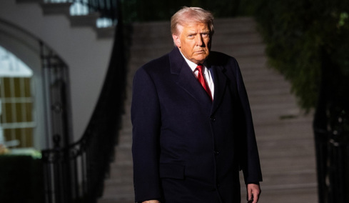 Ντόναλντ Τραμπ: Στο χαμηλότερο επίπεδο της θητείας του η δημοτικότητά του λόγω κόστους ζωής