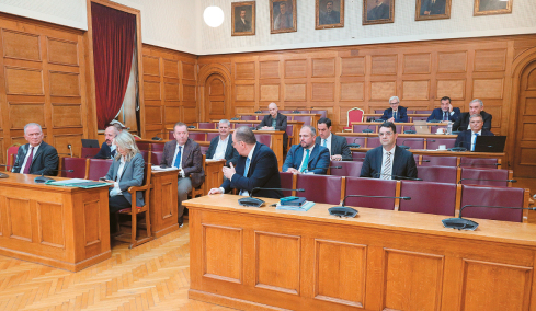 Υπόθεση ΟΠΕΚΕΠΕ: Ωρα για «φραπέ» και «χασάπη» στην Εξεταστική