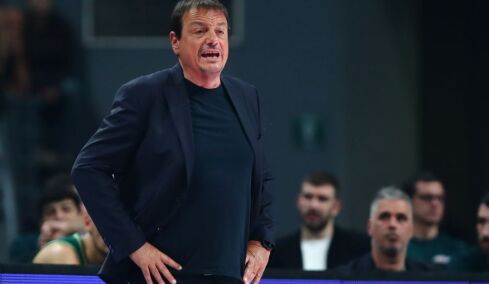 Αταμάν για Χολμς: «Μου είπαν ότι είναι σοβαρός τραυματισμός στο γόνατο»