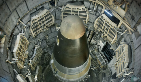 Γιατί ο Τραμπ πάτησε το κουμπί των πυρηνικών δοκιμών μετά από 33 χρόνια - Η οργή για τη Ρωσία και  το δύσκολο αίνιγμα της Κίνας