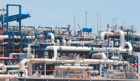 Financial Times: Η Ελλάδα διεκδικεί κεντρικό ρόλο όσο η Ευρώπη ετοιμάζεται για την πλήρη απαγόρευση του ρωσικού φυσικού αερίου