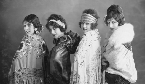 Πώς ήταν να είσαι πλούσιος πριν από 100 χρόνια: Πώς ζούσε το 1% της Δύσης πριν τη Μεγάλη Ύφεση (vid)