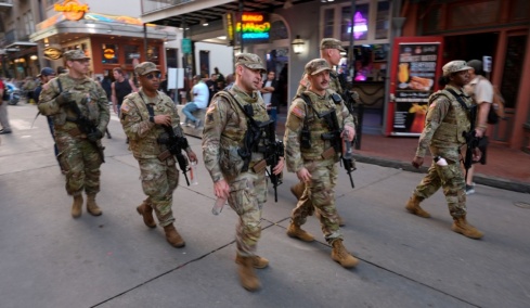 Ανώτατο Δικαστήριο ΗΠΑ: «Μπλόκο» στον Τραμπ για την ανάπτυξη της εθνοφρουράς στο Σικάγο 