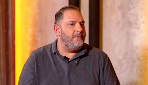 Στέλιος Διονυσίου: Πώς τυλίξανε τον πατέρα μου σε μια κόλλα χαρτί και τον στείλανε φυλακή – Τι είπε για τον εθισμό του στον τζόγο