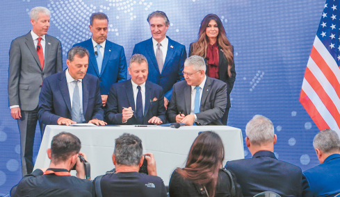 Ενεργειακός  κόμβος για την ανατολική και κεντρική Ευρώπη η Ελλάδα - Deals άνω των €30 δισ. φέρνει η Ουάσινγκτον στην Αθήνα 