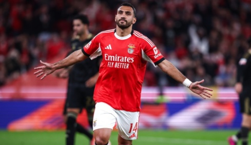 Παυλίδης: «Φανταστικό να βρίσκομαι κοντά σε Χάαλαντ και Εμπαπέ»
