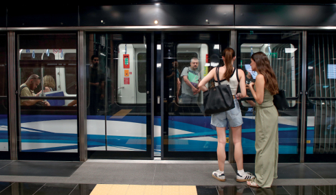 Ένας χρόνος λειτουργίας: Το μετρό άλλαξε... χαλαρά τη Θεσσαλονίκη - Οι επεκτάσεις, τα επόμενα στοιχήματα και οι τιμές των ενοικίων στα πέριξ