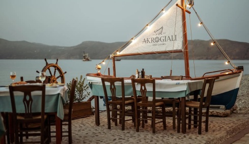 Ακρογιάλι: Η ουσία της απλότητας στον Κορφαλώνα Κισσάμου  