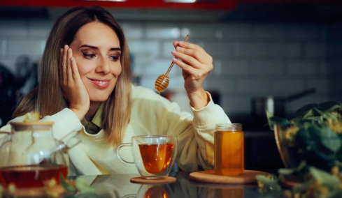 4 υποκατάστατα ζάχαρης που ξεχωρίζουν για τα οφέλη τους σύμφωνα με τη διαιτολόγο  