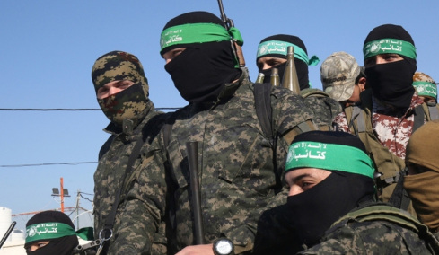 Η Χαμάς δηλώνει έτοιμη να παραδώσει τα όπλα υπό όρους στη Γάζα