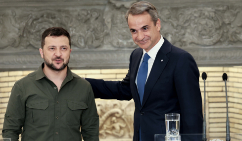 «Αστακός» η Αθήνα για την επίσκεψη Ζελένσκι με απαγόρευση συγκεντρώσεων σε Αθήνα, Φιλοθέη και Χαλάνδρι  - Στις 13:45 η συνάντηση με Μητσοτάκη