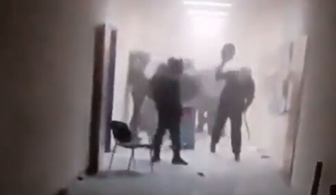 Βίντεο από τα επεισόδια στο Πολυτεχνείο με επίθεση ακροαριστερών κατά αναρχικών