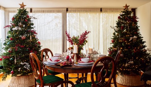 Εδώ θα βρεις όλα όσα χρειάζεσαι για να στολίσεις, να χαρίσεις και να απολαύσεις τις γιορτές στο MAXιμουμ
