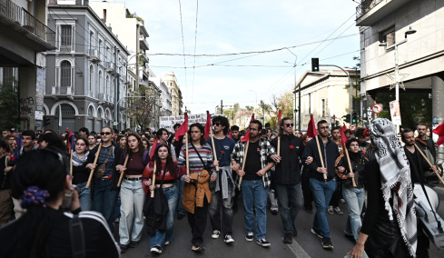 Μία σύλληψη και 19 προσαγωγές ενόψει της πορείας του Πολυτεχνείου - Κυκλοφοριακές ρυθμίσεις στην Αθήνα, κλειστοί σταθμοί του Μετρό