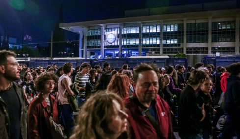 Πάνω από 15.000 διαδηλωτές στην πορεία για την 52η επέτειο του Πολυτεχνείου - Μεγάλη συγκέντρωση και στη Θεσσαλονίκη