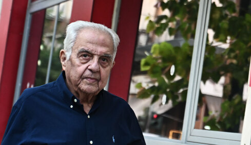Πέθανε σε ηλικία 87 ετών ο πρώην υπουργός του ΣΥΡΙΖΑ Αλέκος Φλαμπουράρης